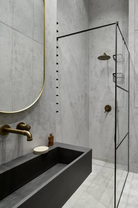 Loft Industrialny Przy Bulwarze Staromiejskim Apartment Wroclaw Ngoại thất bức ảnh
