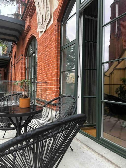 Loft Industrialny Przy Bulwarze Staromiejskim Apartment Wroclaw Ngoại thất bức ảnh