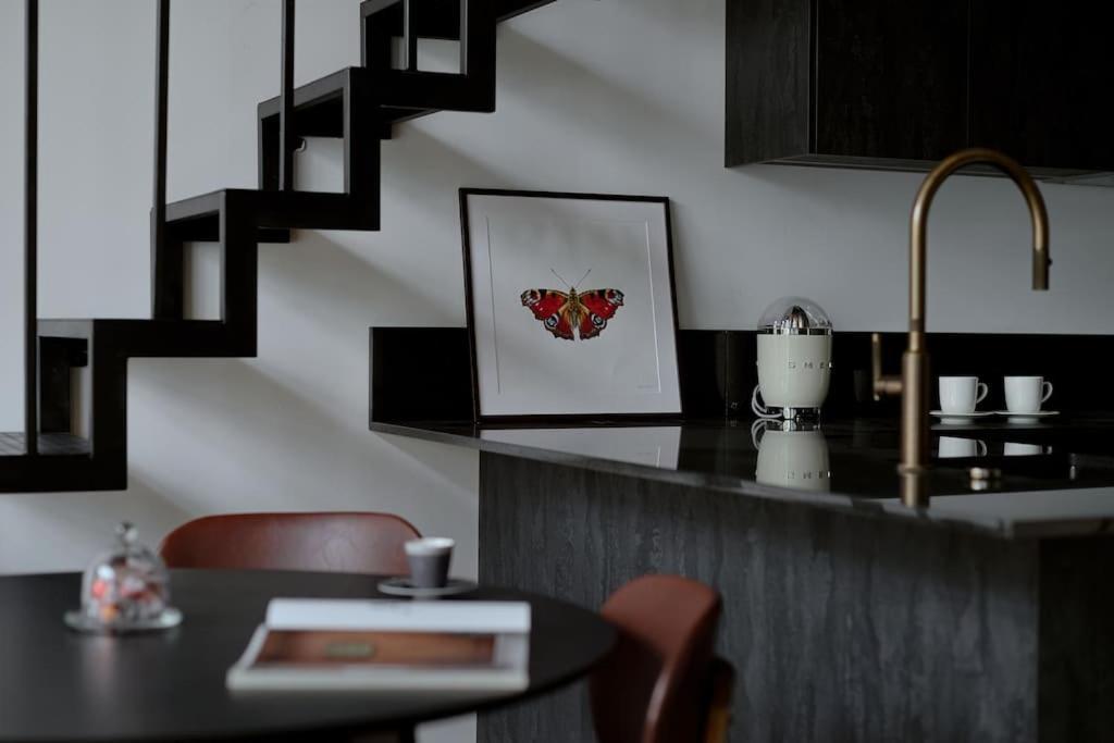 Loft Industrialny Przy Bulwarze Staromiejskim Apartment Wroclaw Ngoại thất bức ảnh